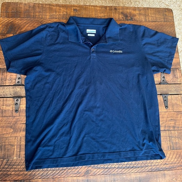 Columbia Men's Deep Blue Polo Shirt - Picture 1 of 2